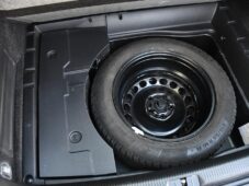 Volkswagen Passat 2.0TDi ČR VÝHŘEV PDC - 41