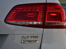 Volkswagen Passat 2.0TDi ČR VÝHŘEV PDC - 47