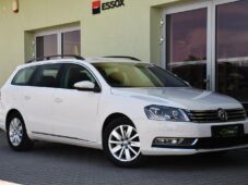 Volkswagen Passat 2.0TDi ČR VÝHŘEV PDC - 6