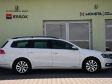 Volkswagen Passat 2.0TDi ČR VÝHŘEV PDC - 5
