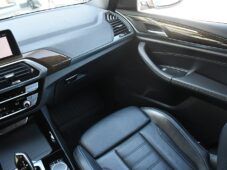 BMW X3 3,0D xDrive M-SPORT - 23