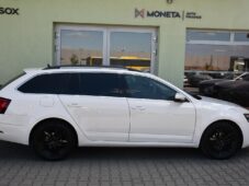 Škoda Octavia 2.0TDi STYLE TAŽNÉ LED ČR - 11