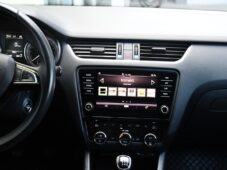 Škoda Octavia 2.0TDi STYLE TAŽNÉ LED ČR - 6