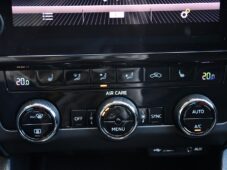 Škoda Octavia 2.0TDi STYLE TAŽNÉ LED ČR - 25