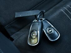 Opel Astra 1.5CDTi SPACETOURER+ČR 1M NAVI - 33