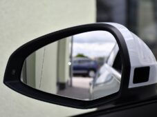 Audi A4 2.0TDi Q SLINE VIRTUAL ČR - 39
