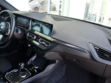 BMW Řada 2 218d M-SPORT TAŽNÉ 1M ČR - 17