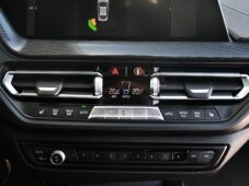BMW Řada 2 218d M-SPORT TAŽNÉ 1M ČR - 26