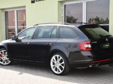 Škoda Octavia 2.0TSi 169kW RS DCC 2xALU - 3