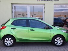 Mazda 2 1.4i KLIMA - 11