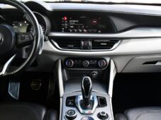 Alfa Romeo Stelvio 2.0Tbi 206kW VELOCE - 22