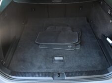 Volkswagen Passat 2.0TDi ELEGANCE KAMERA 1M ČR - 32