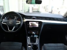 Volkswagen Passat 2.0TDi ELEGANCE KAMERA 1M ČR - 4
