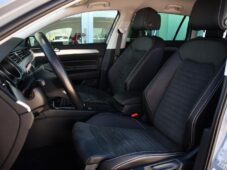 Volkswagen Passat 2.0TDi ELEGANCE KAMERA 1M ČR - 13