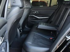 BMW Řada 3 320d M-SPORT xD TAŽNÉ ČR - 17