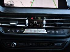 BMW Řada 2 218d NAVI KAMERA 1.M ČR - 26