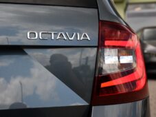 Škoda Octavia 2.0TDi STYLE DSG ACC ČR - 53
