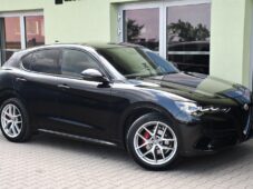 Alfa Romeo Stelvio 2.2 JTDm Competizione Q4 - 1