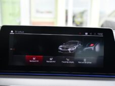 BMW M5 COMP.HUD H/K CARBON CERAMIC ČR - 31
