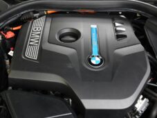 BMW Řada 5 530e XD IP INDIVIDUAL H/K ČR - 49