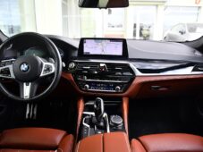 BMW Řada 5 530e XD IP INDIVIDUAL H/K ČR - 5