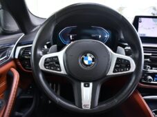 BMW Řada 5 530e XD IP INDIVIDUAL H/K ČR - 25