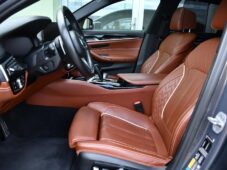 BMW Řada 5 530e XD IP INDIVIDUAL H/K ČR - 13