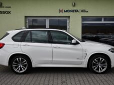 BMW X5 xDrive40d HUD ČR 2xALU - 11
