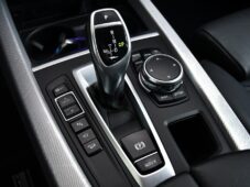BMW X5 xDrive40d HUD ČR 2xALU - 24