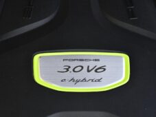 Porsche Cayenne 3.0E-Hybrid CHRONO PHEV TAŽNÉ - 48