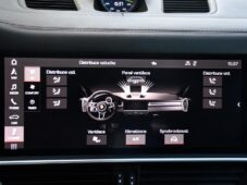 Porsche Cayenne 3.0E-Hybrid CHRONO PHEV TAŽNÉ - 37