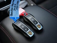 Porsche Cayenne 3.0E-Hybrid CHRONO PHEV TAŽNÉ - 43