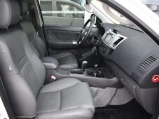 Toyota Hilux DOUBLE CAB 3.0d PO ROZVODECH - 17