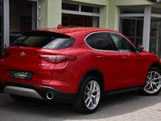 Alfa Romeo Stelvio 2.0 206kW Q4 VELOCE - 3