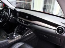 Alfa Romeo Stelvio 2.0 206kW Q4 VELOCE - 16