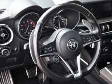 Alfa Romeo Stelvio 2.0 206kW Q4 VELOCE - 15