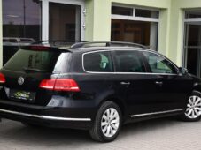 Volkswagen Passat 1.4TSi NAVI VÝHŘEV PDC - 3