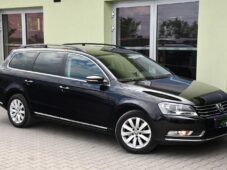 Volkswagen Passat 1.4TSi NAVI VÝHŘEV PDC - 1