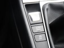 Volkswagen Passat 1.4TSi NAVI VÝHŘEV PDC - 25