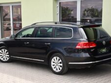 Volkswagen Passat 1.4TSi NAVI VÝHŘEV PDC - 2