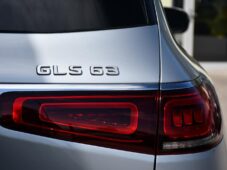 Mercedes-Benz GLS 63 AMG 4MATIC+ 7MÍST HUD TAŽNÉ - 55