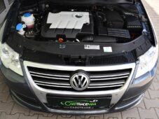 Volkswagen Passat 2.0TDi DSG - 32