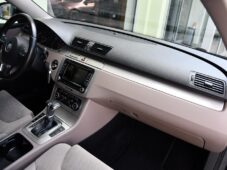 Volkswagen Passat 2.0TDi DSG - 16