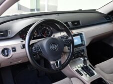 Volkswagen Passat 2.0TDi DSG - 13