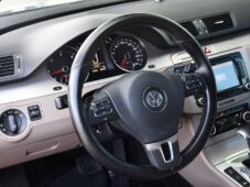 Volkswagen Passat 2.0TDi DSG - 14