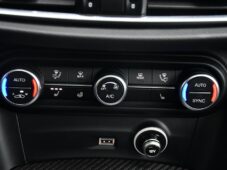 Alfa Romeo Stelvio 2.9V6 Bi-T.382 kW QUADRIFOGLIO - 32