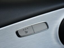 Mercedes-Benz Třídy E 300de 4MATIC ČR N.TOP K360° - 38