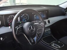Mercedes-Benz Třídy E 300de 4MATIC ČR N.TOP K360° - 14