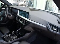 BMW Řada 2 218d M-SPORT 1M ČR - 17