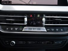 BMW Řada 2 218d M-SPORT 1M ČR - 26